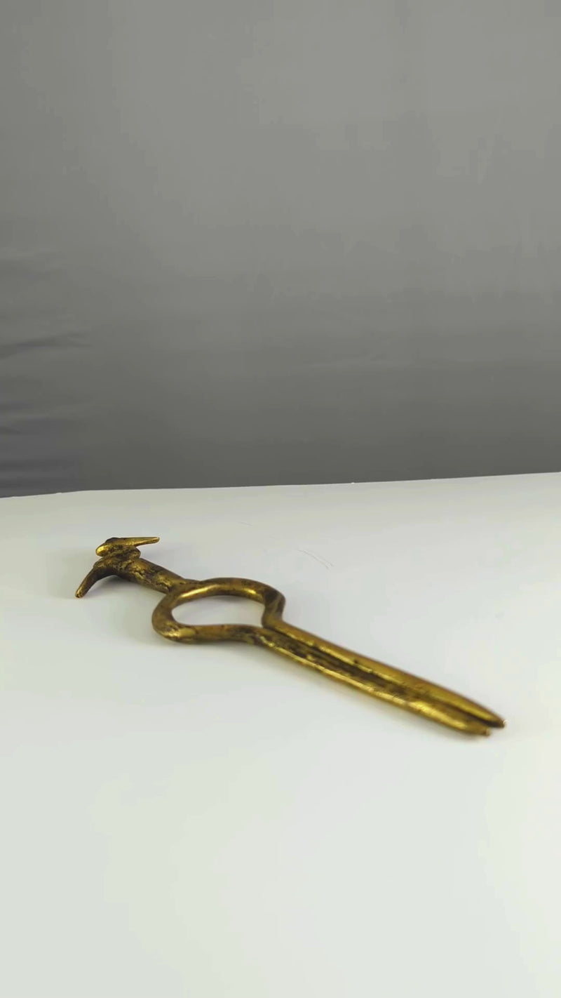Load and play video in Gallery viewer, Vintage Bronze Hair Pin
