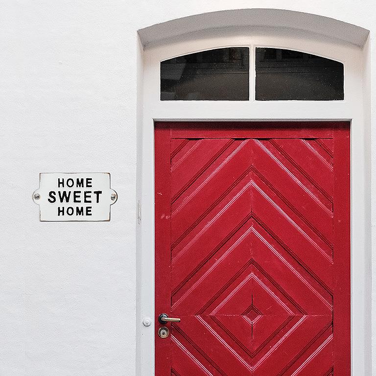 Load image into Gallery viewer, Home Sweet Home Cast Iron Sign
