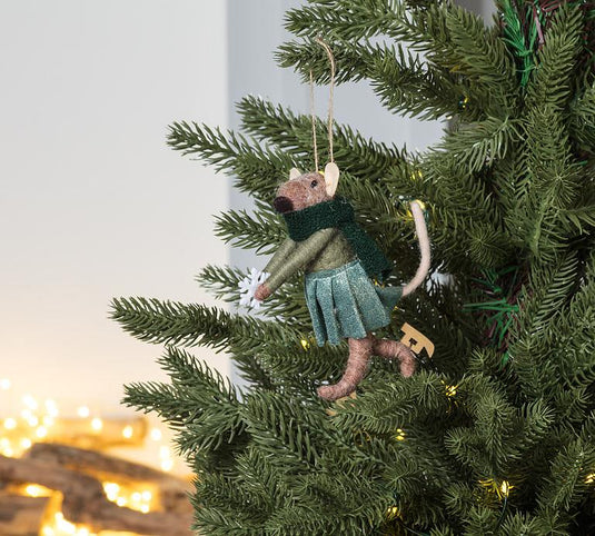 Skating Mouse with Scarf Ornament
