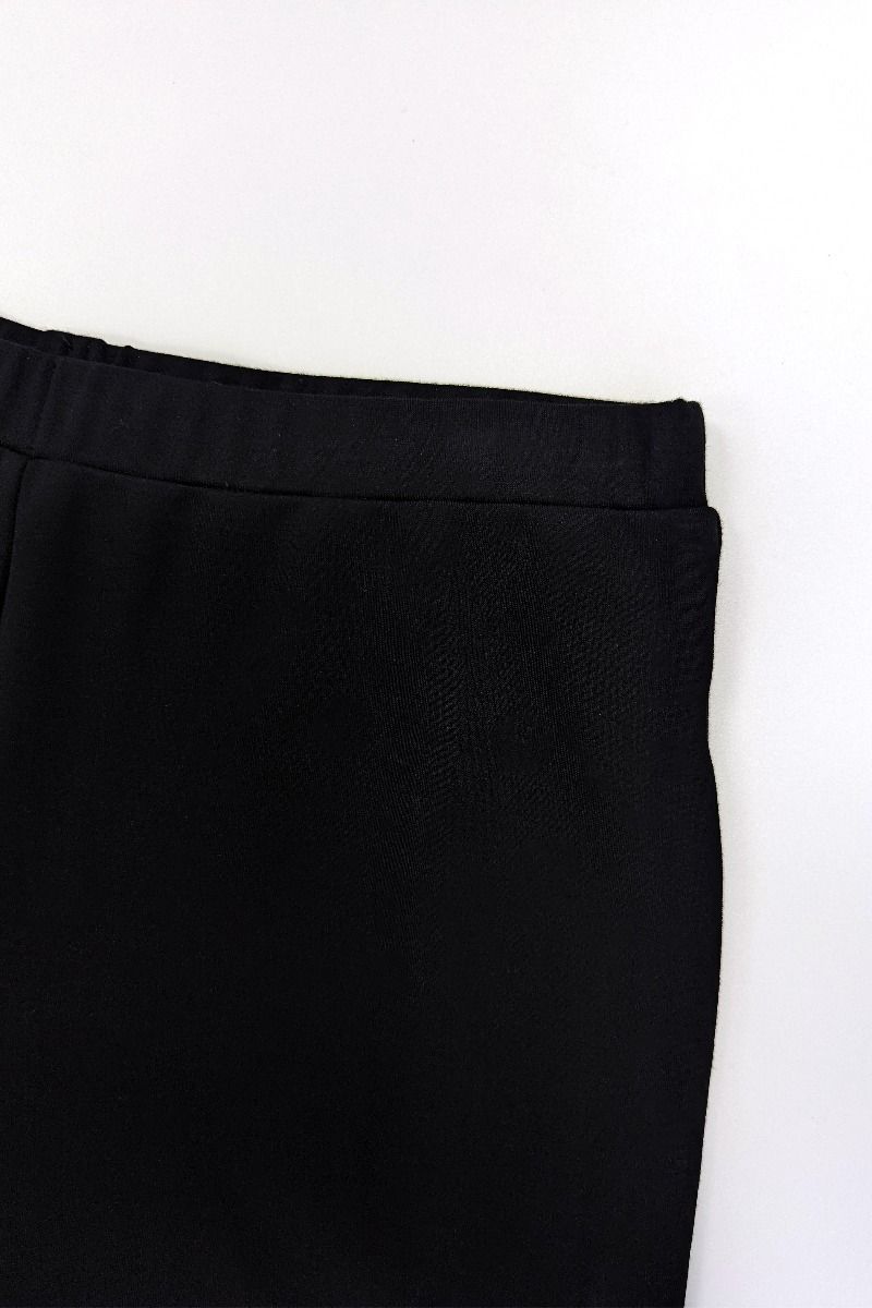 Load image into Gallery viewer, Pull-on Culottes Pant in Black
