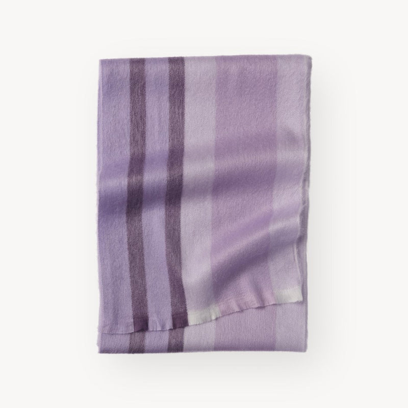 Load image into Gallery viewer, Alpaca Blend Scarf in Orchid
