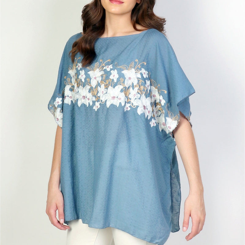 Load image into Gallery viewer, Flowy Summer Top in Soft Blue with Floral Stitching
