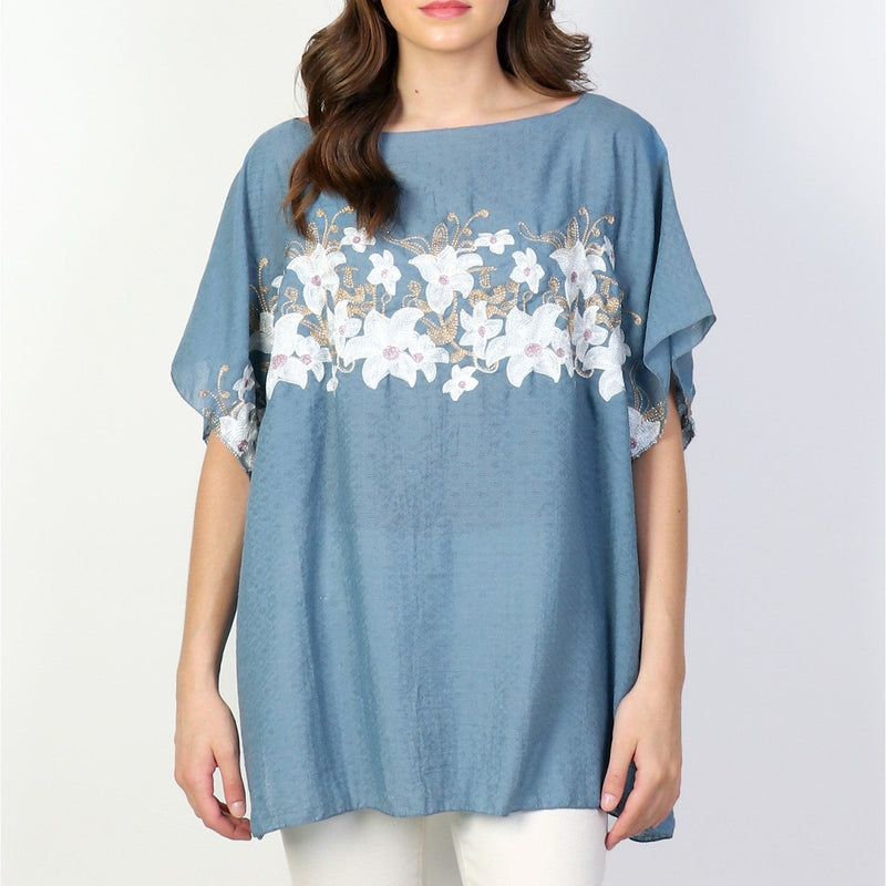 Load image into Gallery viewer, Flowy Summer Top in Soft Blue with Floral Stitching
