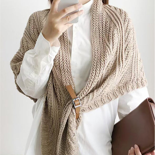 Buckle Detail Knit Wrap in Oatmeal