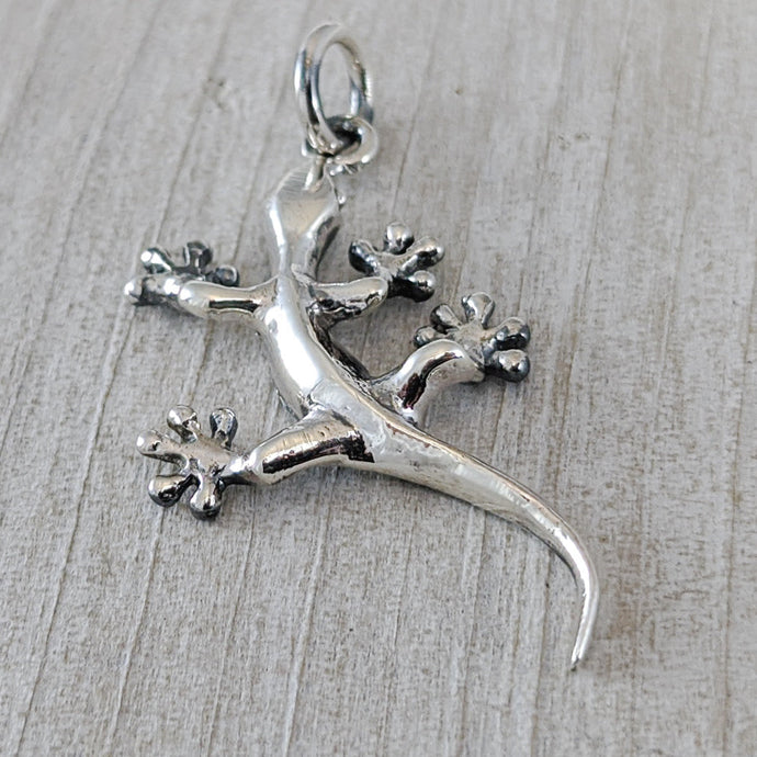 3D Gecko Pendant, Sterling Silver