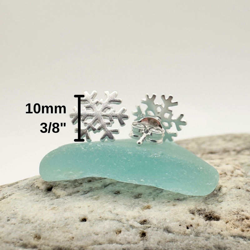 Load image into Gallery viewer, Snowflake Post Earrings – Sterling Silver

