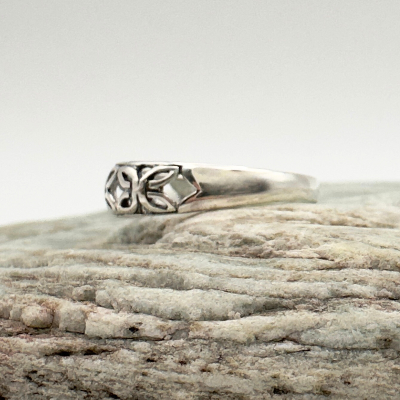 Load image into Gallery viewer, Fluttering Grace: Butterfly Motif Ring in Sterling Silver
