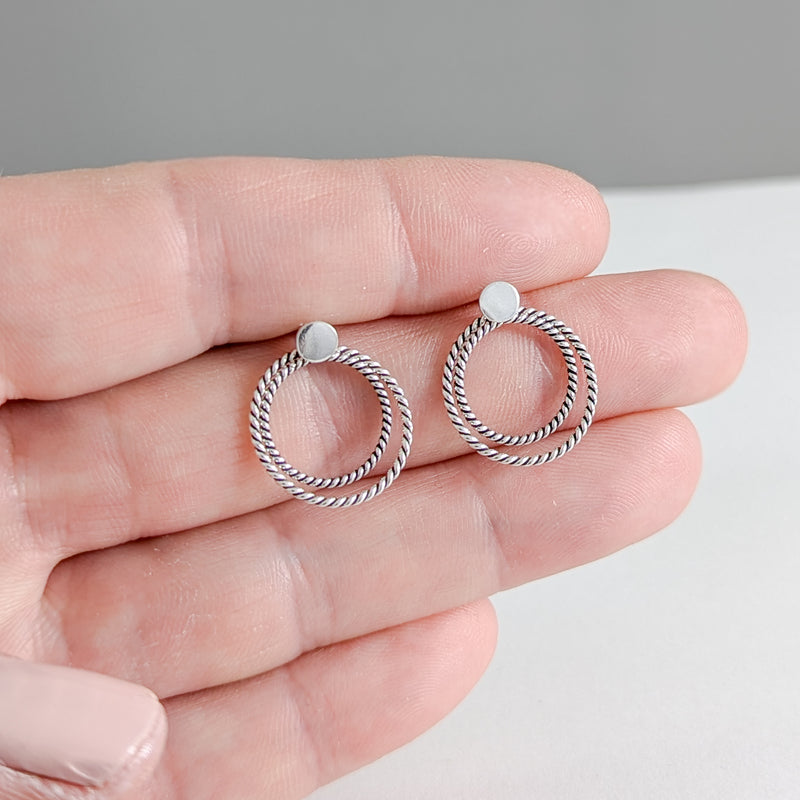 Load image into Gallery viewer, Double Rope Circle Studs in Sterling Silver
