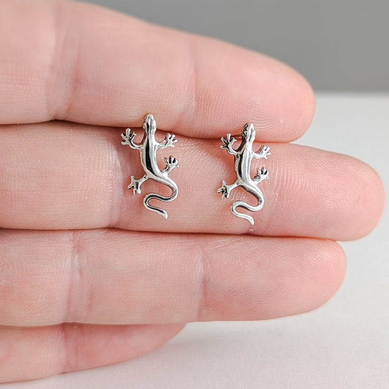 Load image into Gallery viewer, Sleek Gecko Stud Earrings in Sterling Silver
