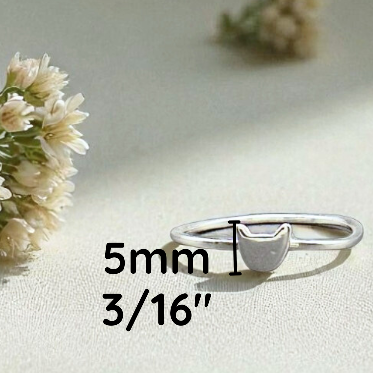 Load image into Gallery viewer, Tiny Kitty Ring
