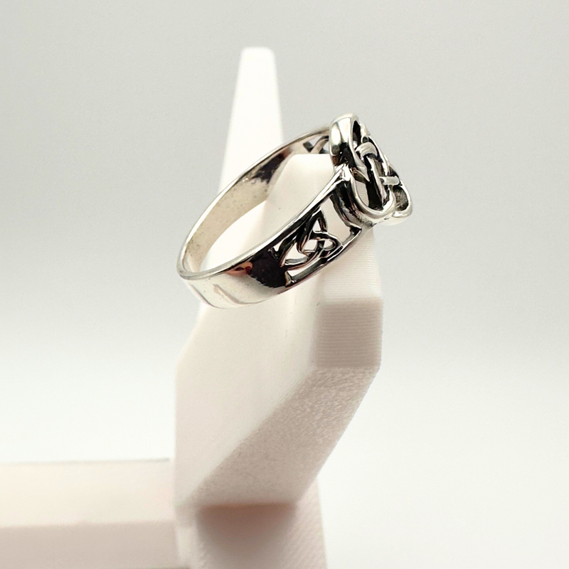 Load image into Gallery viewer, Silver ring on a white stand against a light gray background

