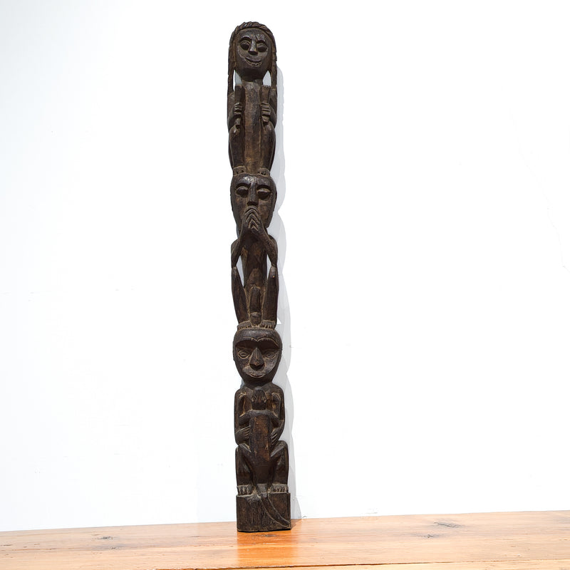 Load image into Gallery viewer, 3 People Wood Statue
