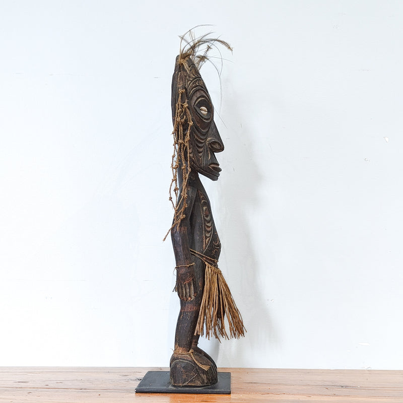 Load image into Gallery viewer, Vintage Papua New Guinea Figure
