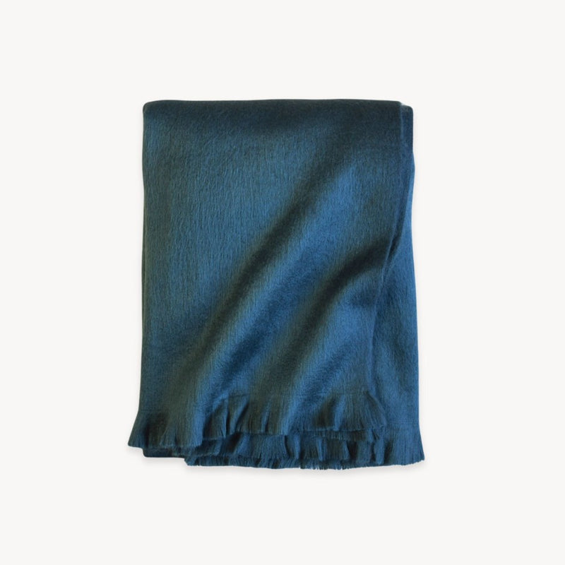 Load image into Gallery viewer, Alpaca Blend Throw in Whale
