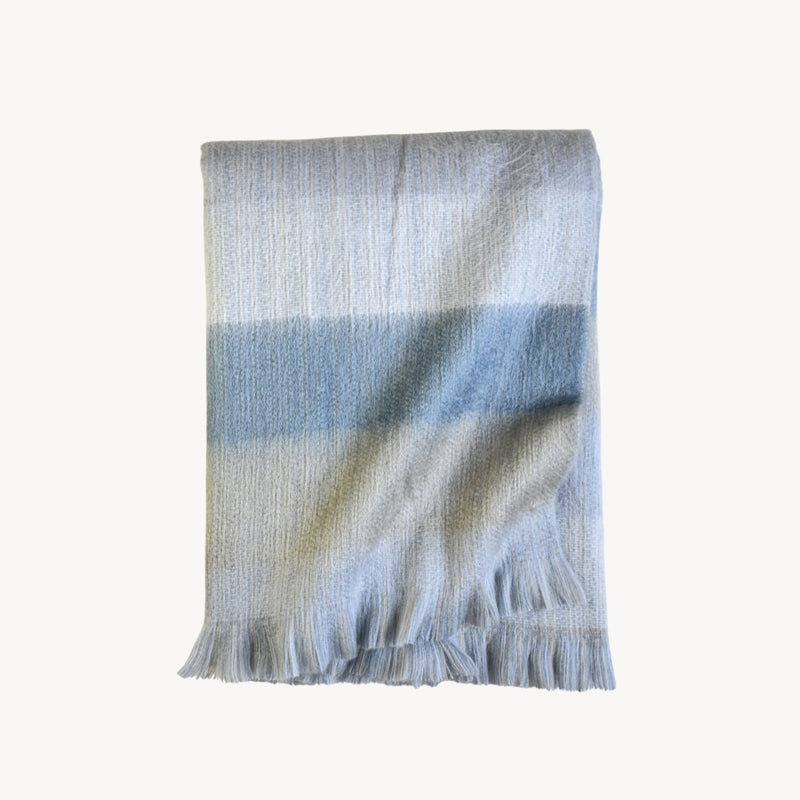 Load image into Gallery viewer, Alpaca Blend Throw Blanket in Mussel Mood
