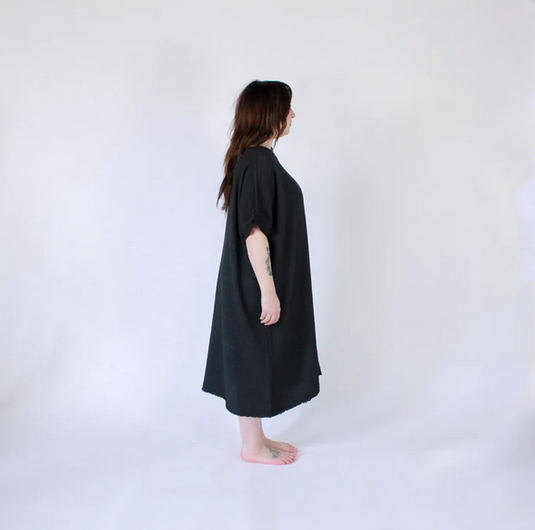 Crinkle Cotton One Size Dress in Black