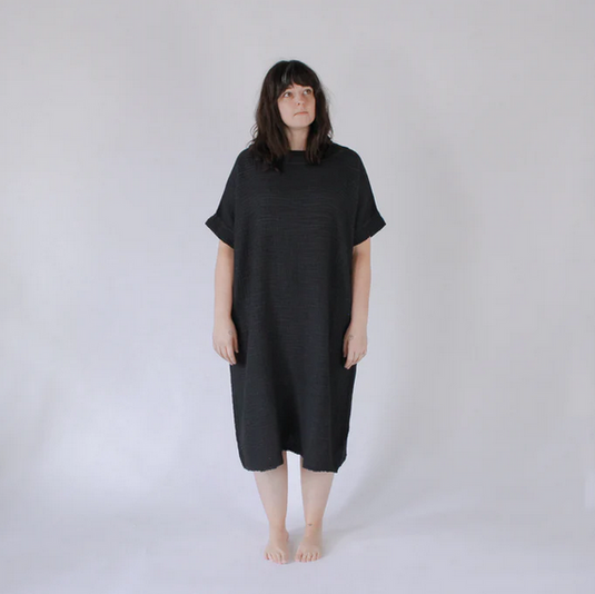 Crinkle Cotton One Size Dress in Black