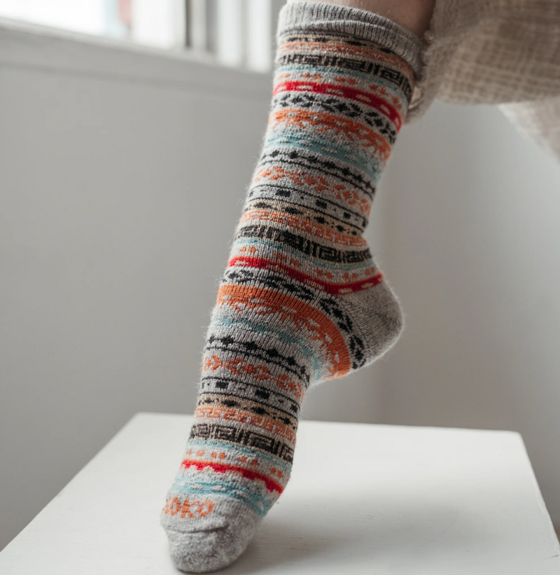 Load image into Gallery viewer, Alpaca Socks in Patterned Grey
