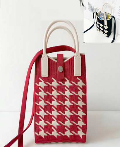Knitted Mini Purse in Red Houndstooth