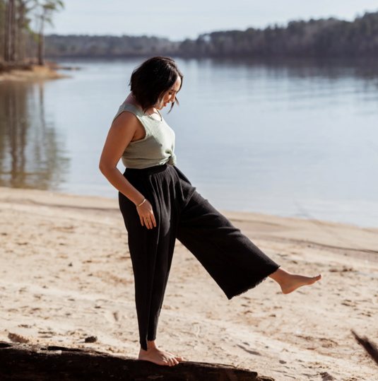 Crinkle Cotton Palazzo Pants in Black