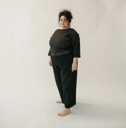 Crinkle Cotton Plus Size Palazzo Pants in Black