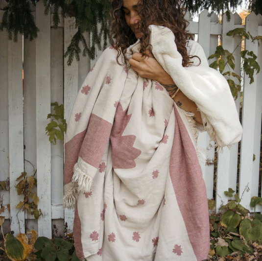 Maple Leaf Fleece-Lined Throw