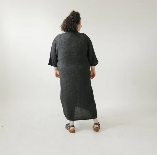Crinkle Shirt Dress in Black, One Size in Plus