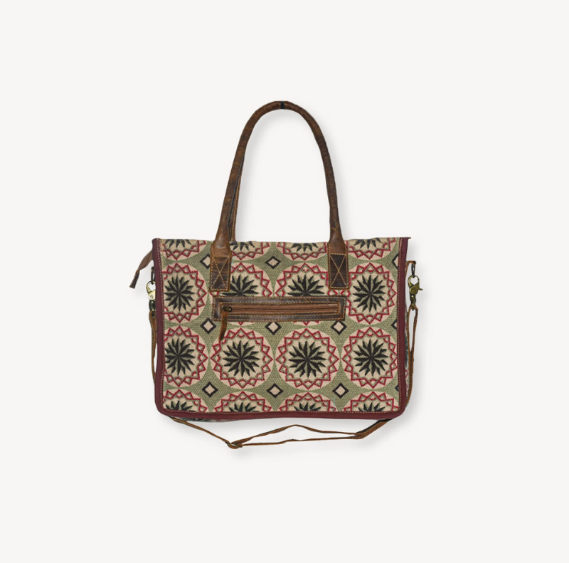Load image into Gallery viewer, Jasmine Messenger Bag
