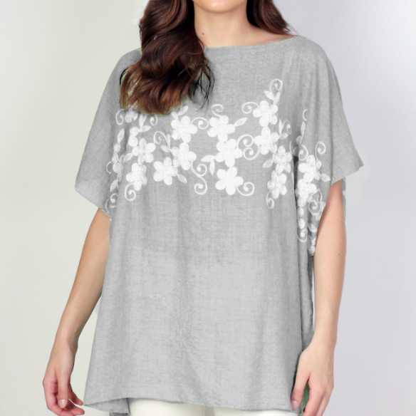 Load image into Gallery viewer, Flowy Summer Top in Grey with White Flower Rose Stitching
