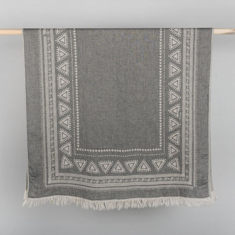 Load image into Gallery viewer, Turkish Towel :  Devon in Black
