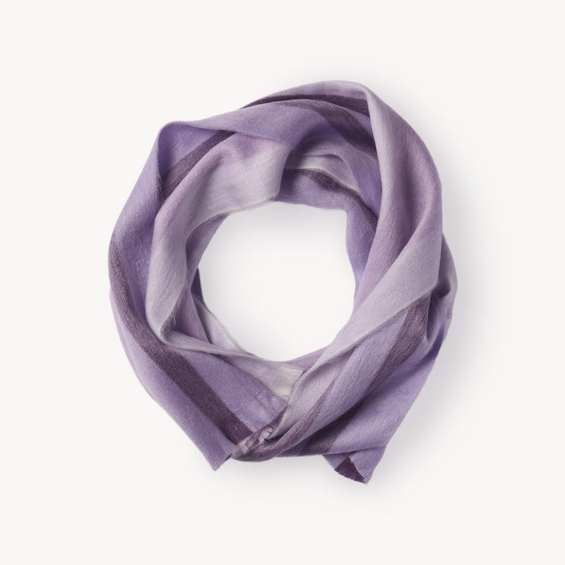 Load image into Gallery viewer, Alpaca Blend Scarf in Orchid
