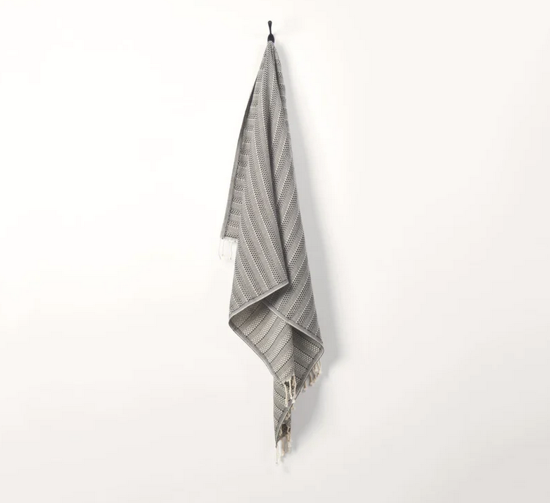 Load image into Gallery viewer, Turkish Towel :  Isabelle in Black
