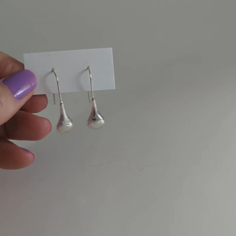 Load and play video in Gallery viewer, Contemporary Etched Sterling Silver Tear Drop Earrings
