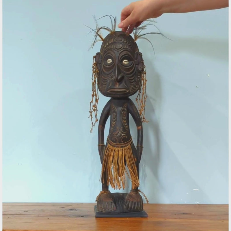 Load and play video in Gallery viewer, Vintage Papua New Guinea Figure
