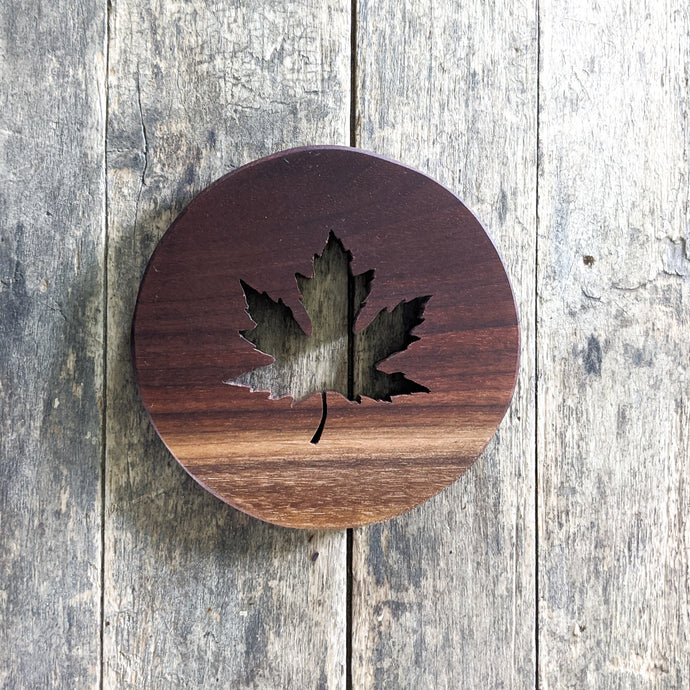 Trivet : locally made