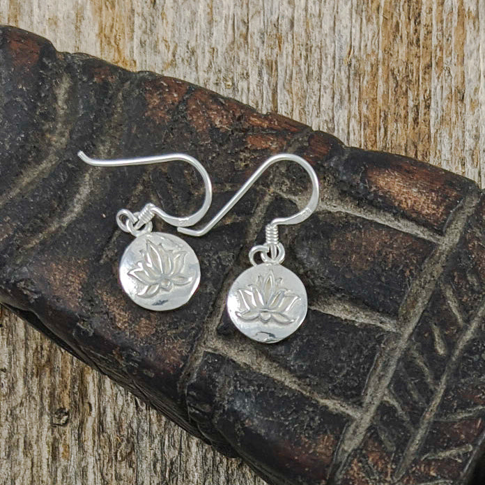 Load image into Gallery viewer, Raised Lotus Flowers on Shiny Discs Earrings, Sterling Silver
